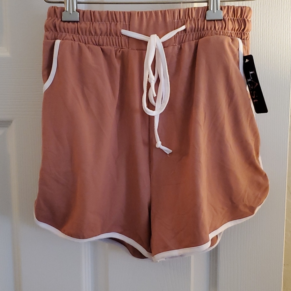 Mauve Dolphin Hem Shorts